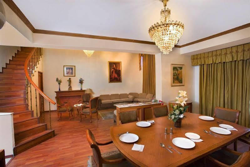 The Bmk Hotel Greater Kailash Delhi (National Capital Territory of India) Dış mekan fotoğraf